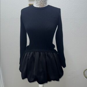 MABLE Elegant Black Long Sleeve Dress